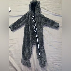 Hudson Baby fleece bear footie, size 9-12m